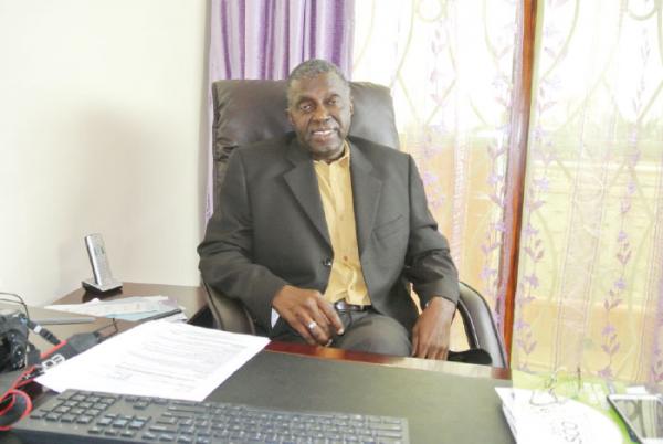 Dr Djibril NDAW : « Je défie qui que ce soit du corps médical de me dire qu’on fait une bonne médecine au Sénégal » Dr Djibril NDAW : « Je défie qui que ce soit du corps médical de me dire qu’on fait une bonne médecine au Sénégal »