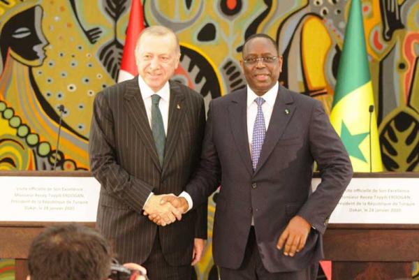 Renforcement de la coopération bilatérale entre le Sénégal et la Turquie Macky et Erdogan signent 7 nouveaux accords