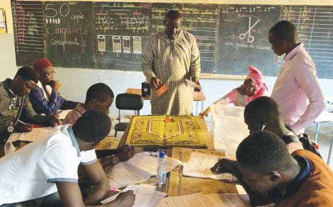 KEDOUGOU -Macky Sall récupère les départements de Saraya et de kedougou et gagne la région